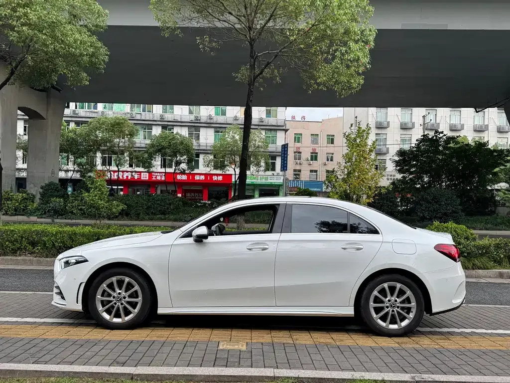 Mercedes-Benz A-Class 2021 из CN, фото 3