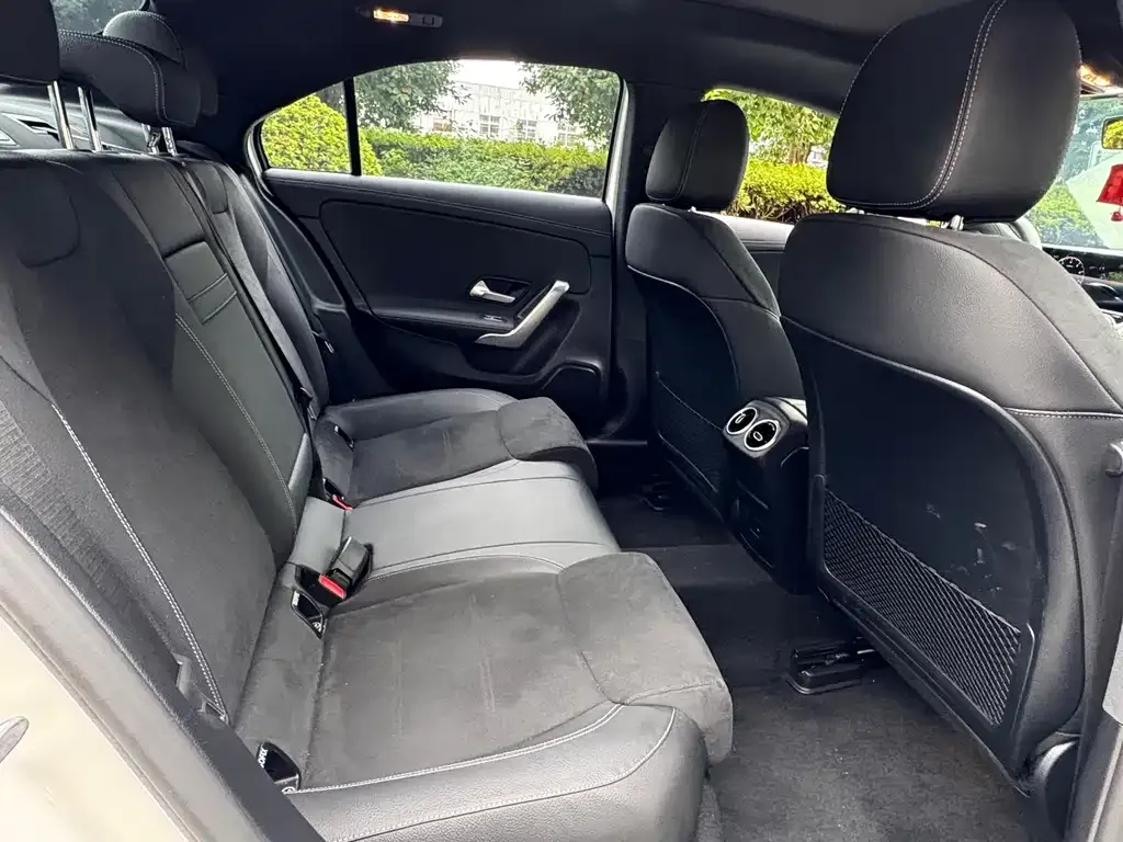 Mercedes-Benz A-Class 2021 из CN, фото 7