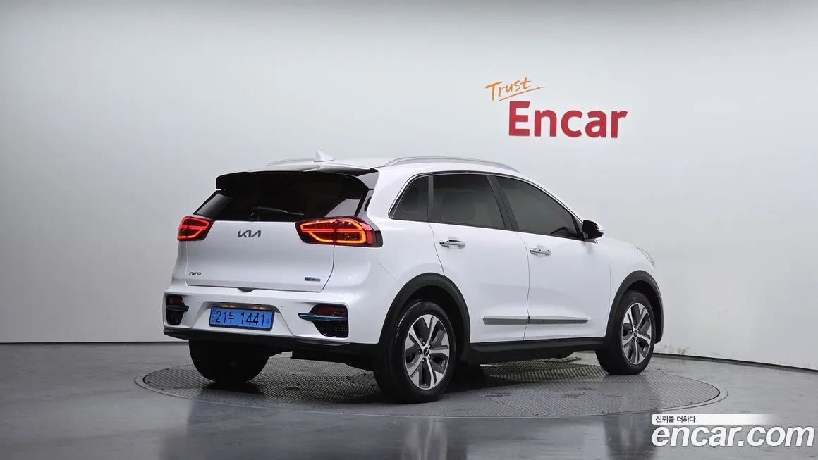 Kia Niro 2022 из KR, фото 2