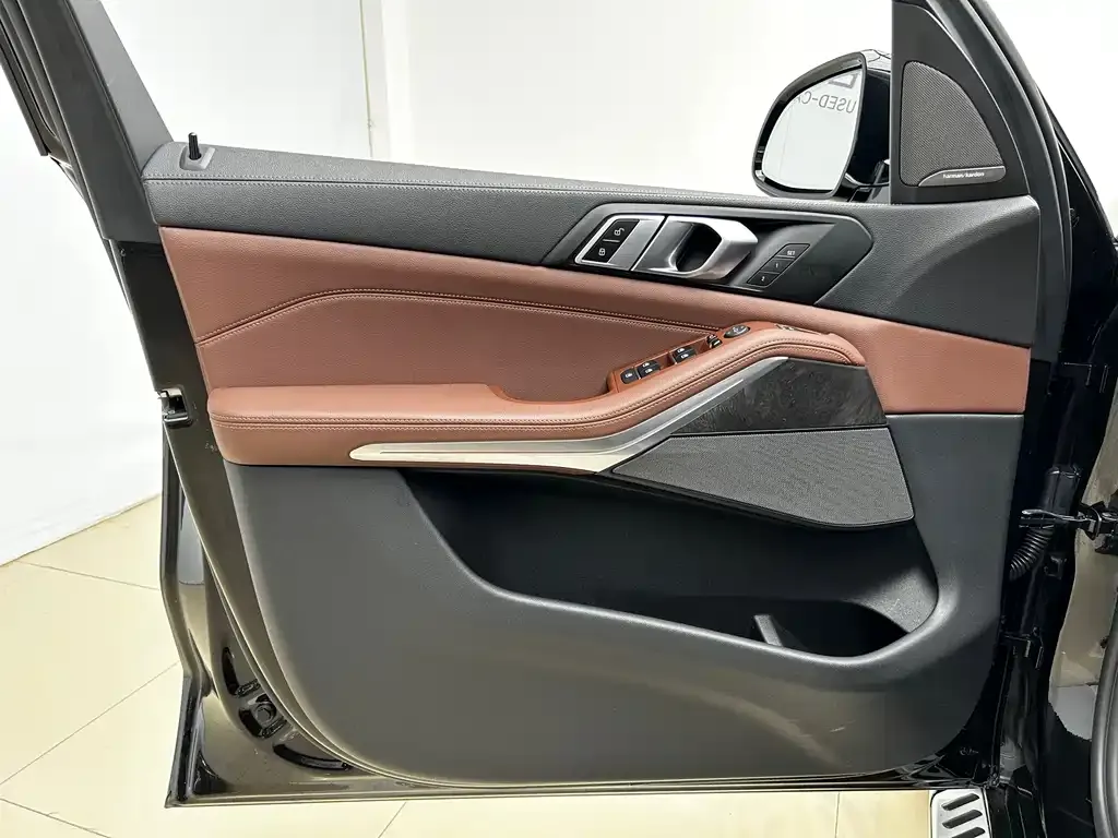 BMW X5 (Import) — фото 4