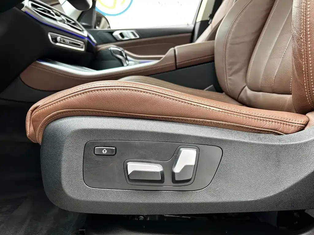 BMW X5 (Import) — фото 6