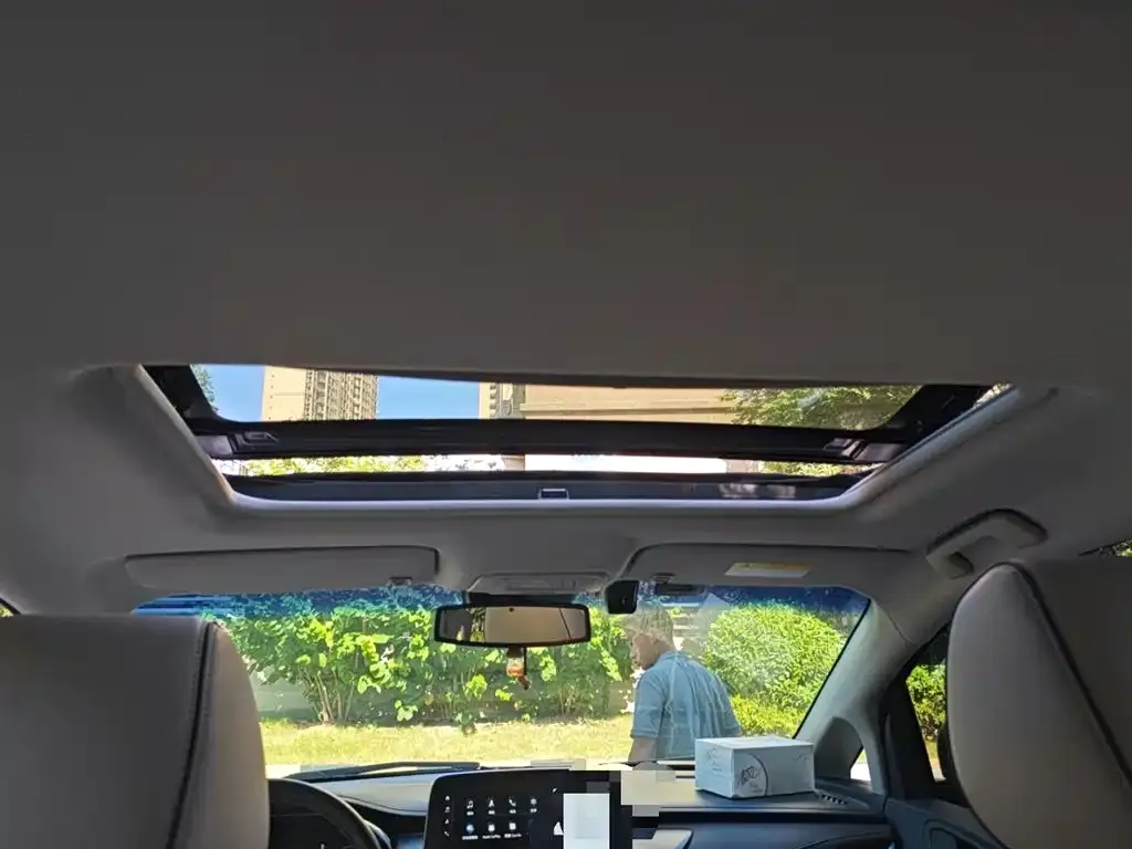 Buick GL8 2022 из CN, фото 9