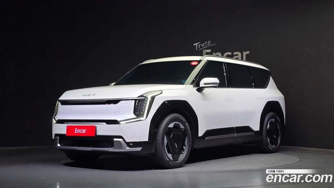 Kia EV9 2024 из KR, фото 1