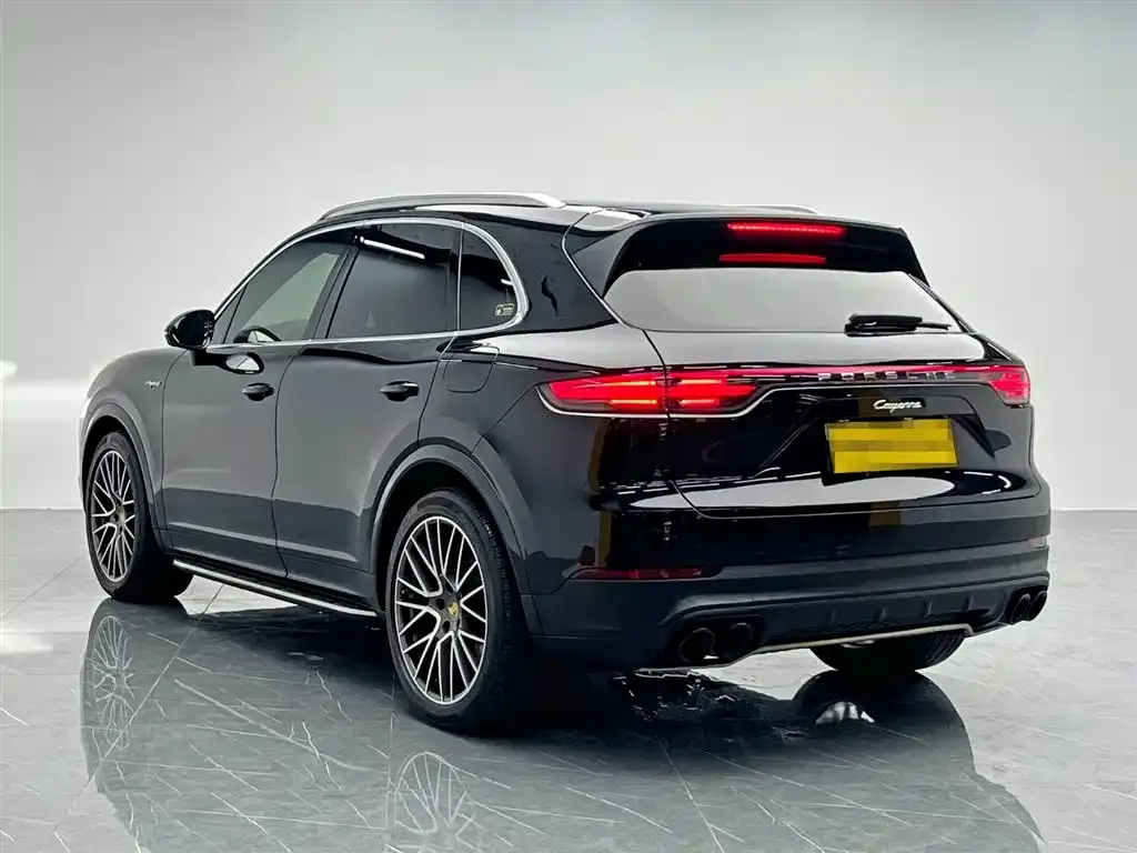 Porsche Cayenne Hybrid 2021 из CN, фото 4