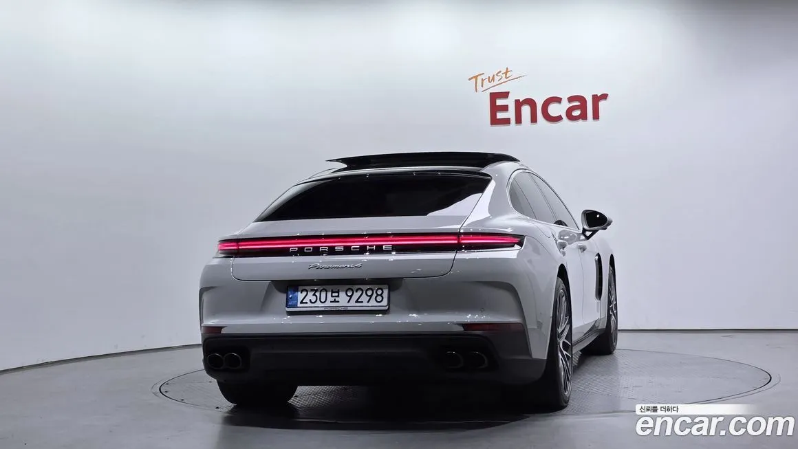 Porsche Panamera 2025 из KR, фото 4