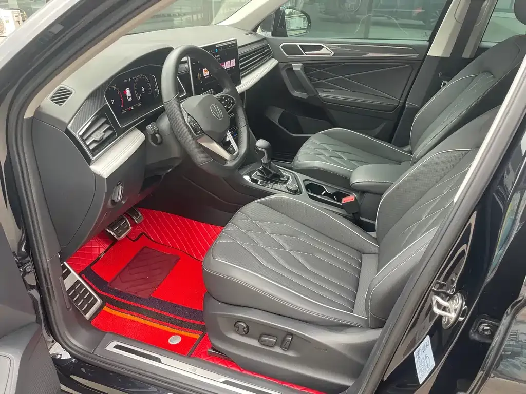 Volkswagen Tiguan L 2023 из CN, фото 8