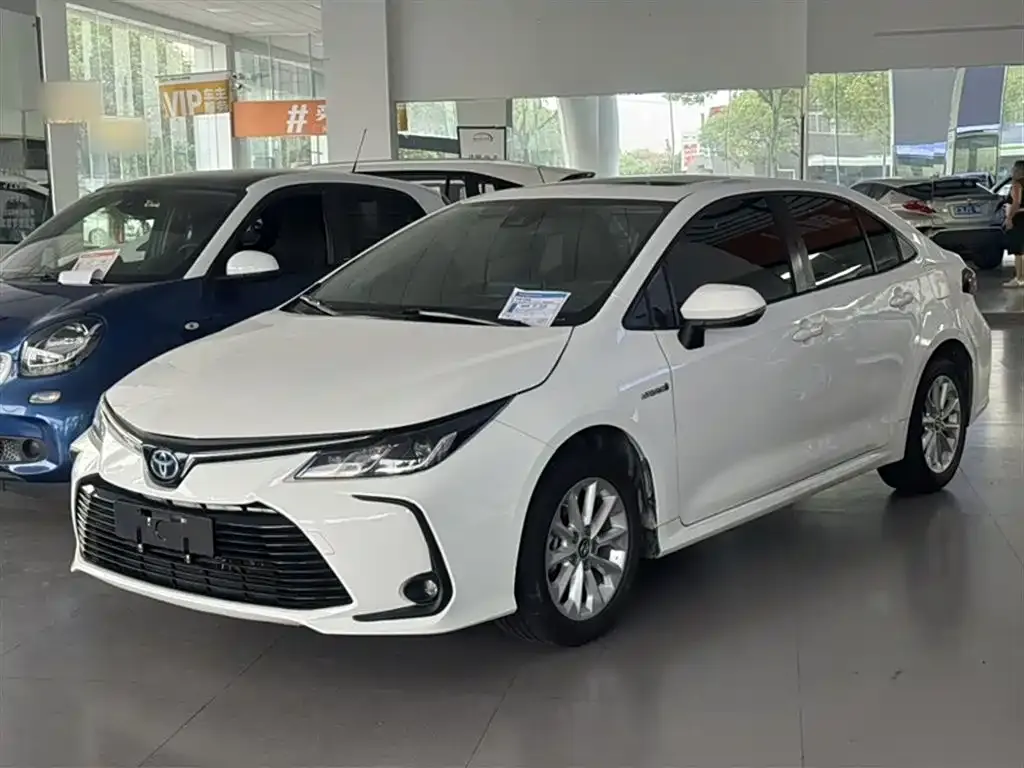 Toyota Corolla 2023 из CN, фото 3