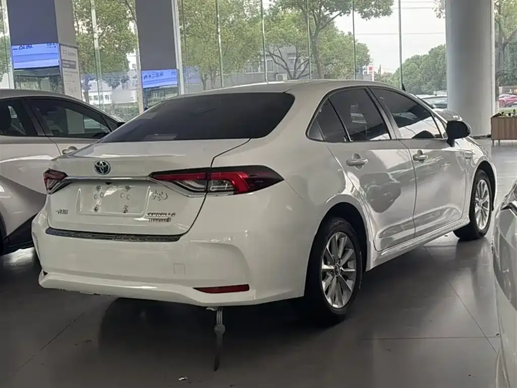 Toyota Corolla 2023 из CN, фото 8