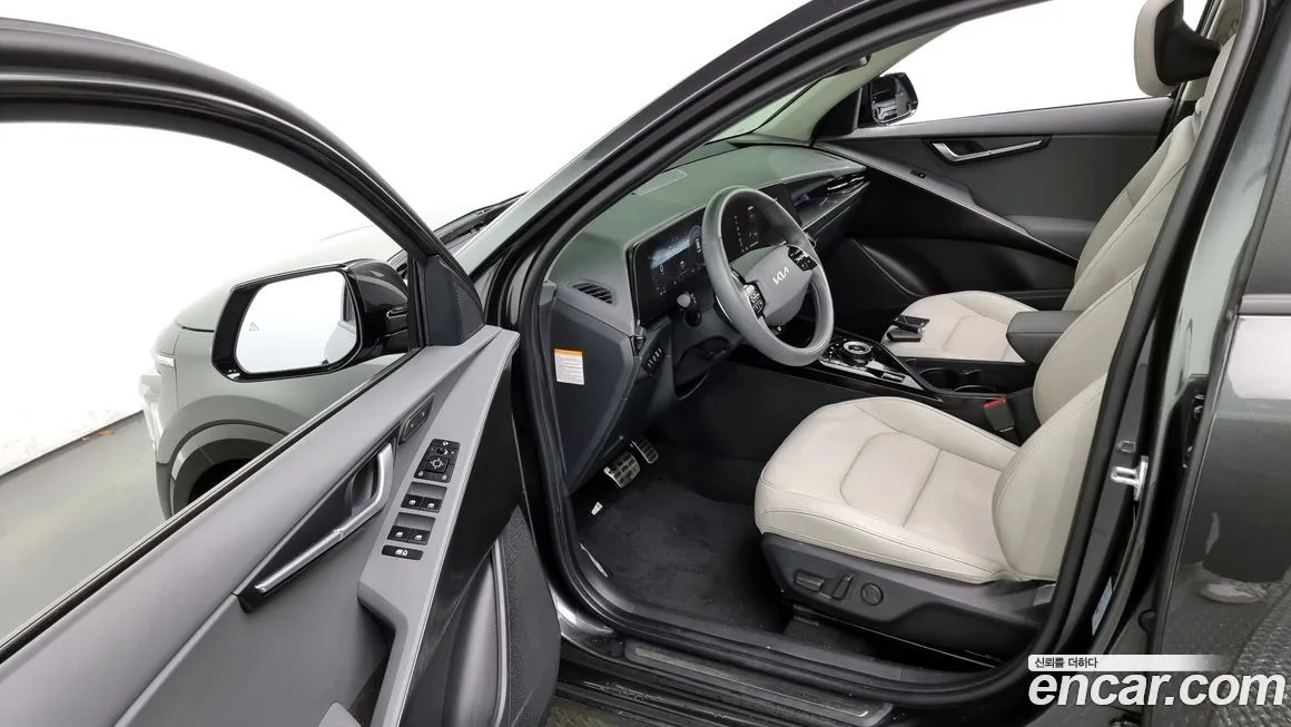 [object Object] Niro 2023 из KR, фото 10