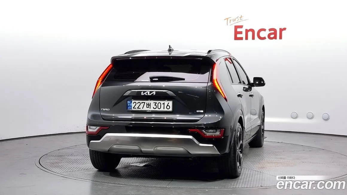 [object Object] Niro 2023 из KR, фото 4