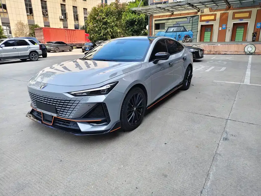 Changan UNI-V 2022 из CN, фото 1