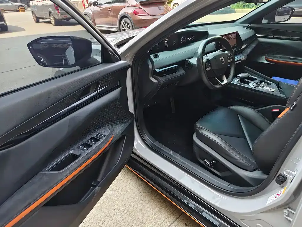 Changan UNI-V 2022 из CN, фото 5