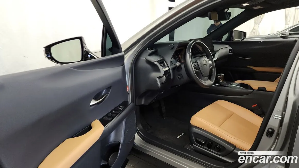 Lexus UX 2023 из KR, фото 10