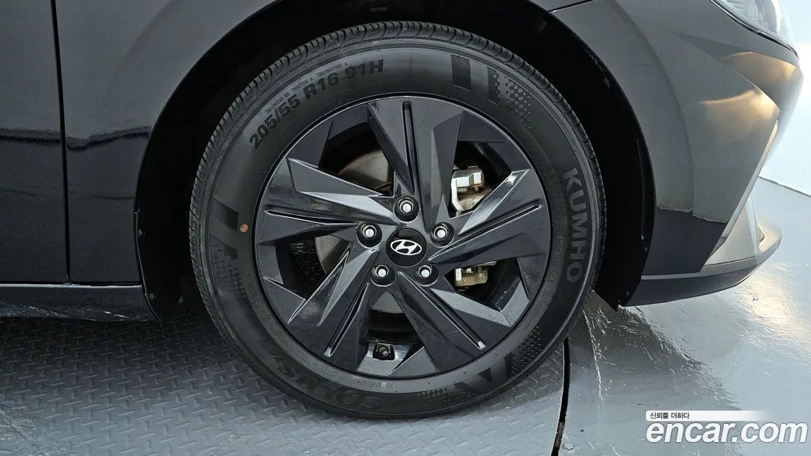 Hyundai AVANTE 2023 из KR, фото 5