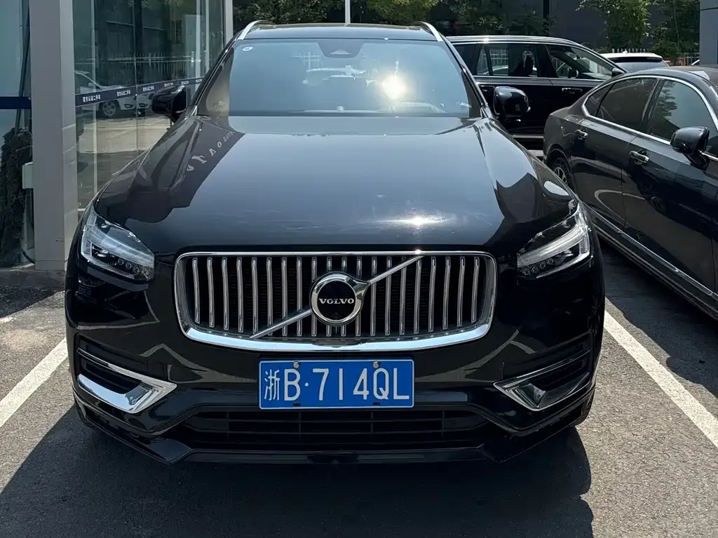 Volvo XC90 2023 из CN, фото 2