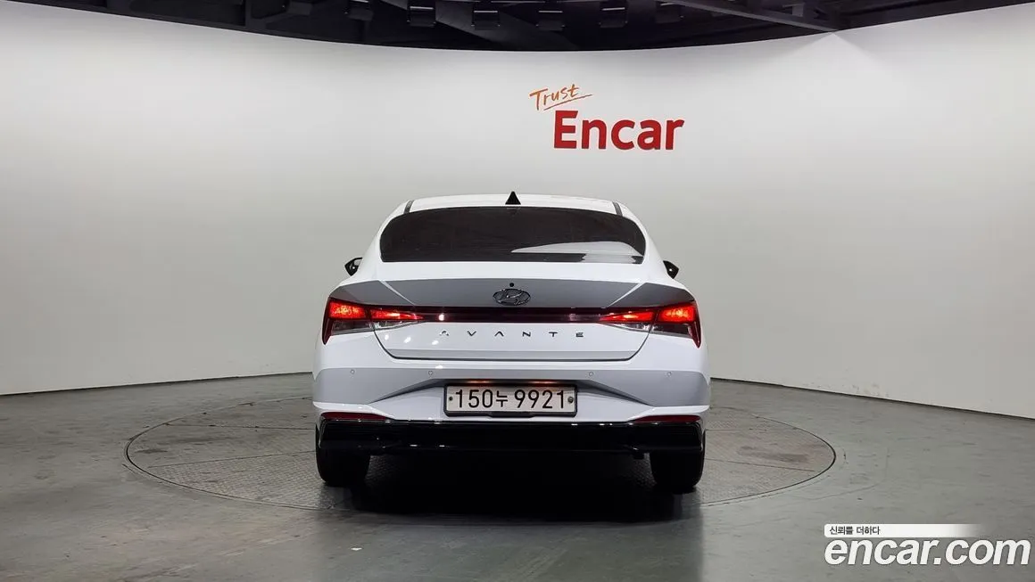Hyundai AVANTE 2023 из KR, фото 4