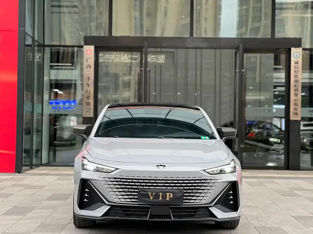 Changan UNI-V 2023 из CN, фото 2