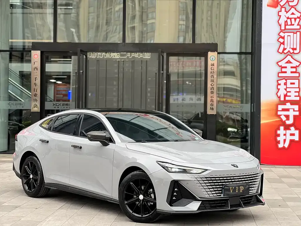 Changan UNI-V 2023 из CN, фото 3