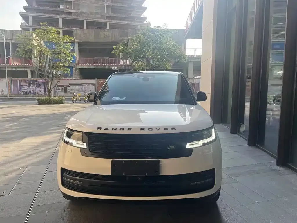Land Rover Range Rover 2023 из CN, фото 2