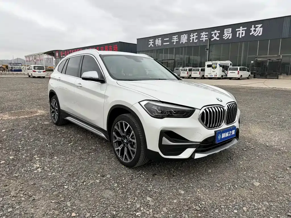 BMW X1 2021 из CN, фото 3