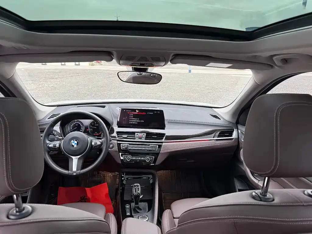 BMW X1 2021 из CN, фото 8