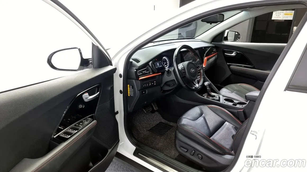 Kia Niro — фото 10