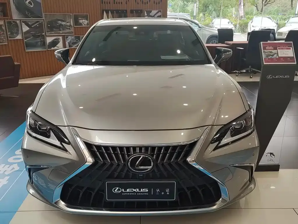 Lexus ES 2022 из CN, фото 2