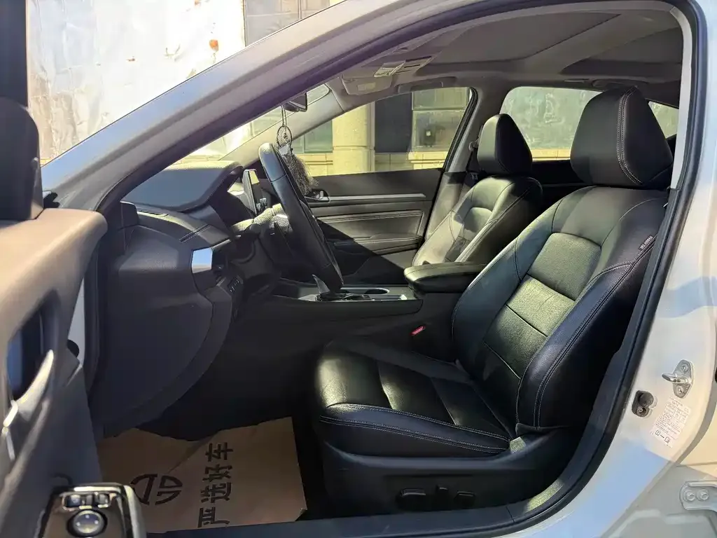 Nissan Teana 2021 из CN, фото 4