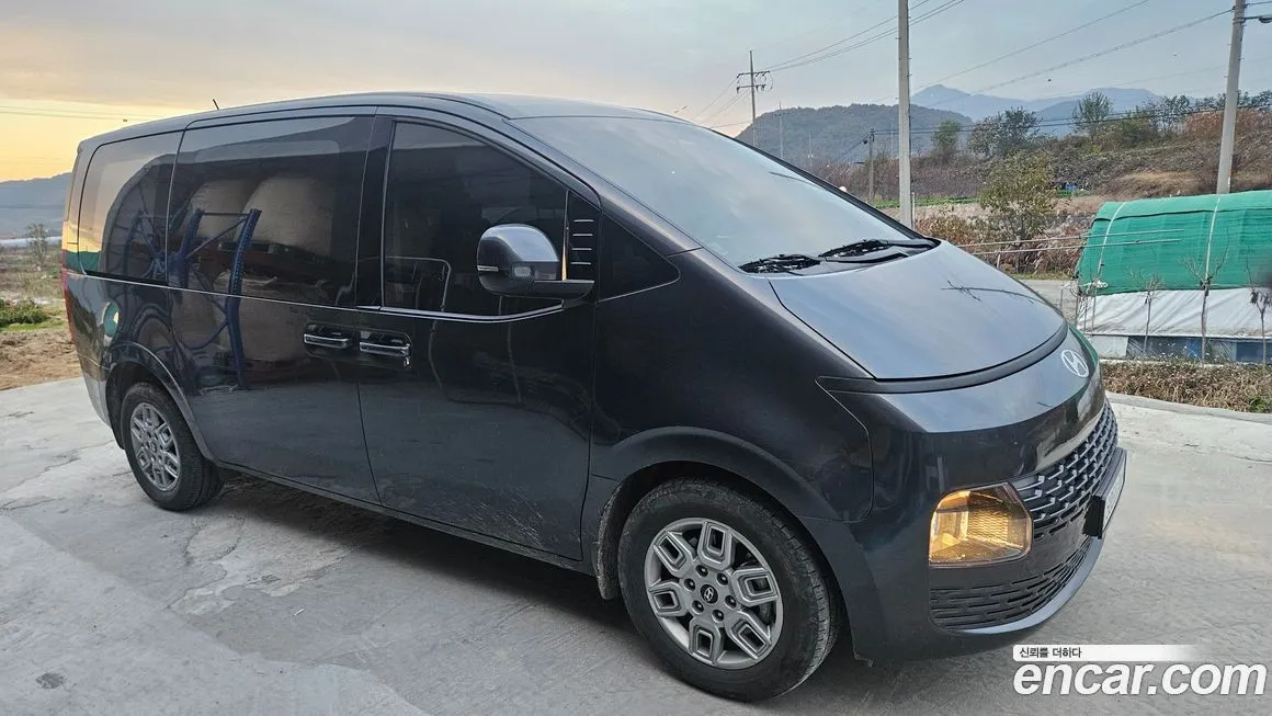 Hyundai Staria — фото 2