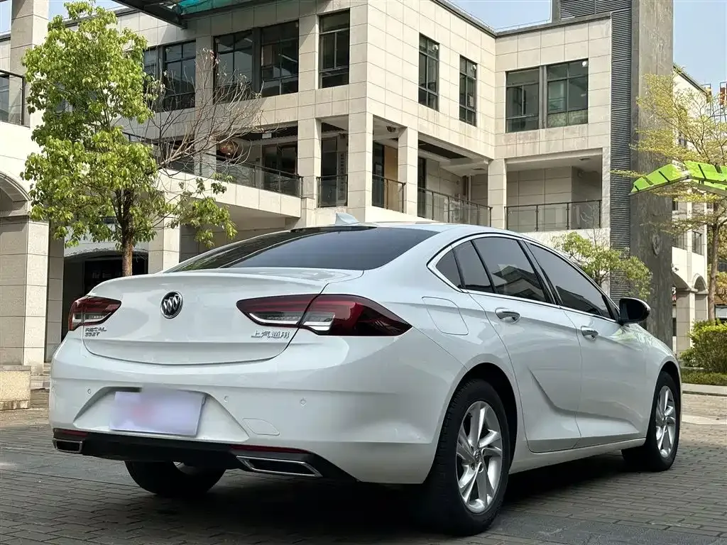 Buick Regal — фото 7