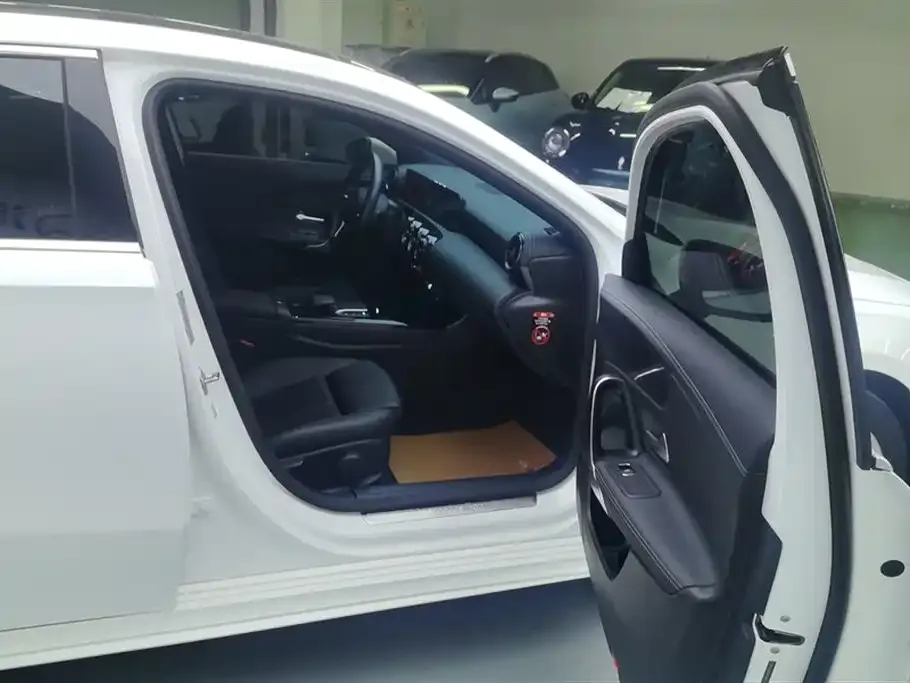 Mercedes-Benz A-Class 2021 из CN, фото 8