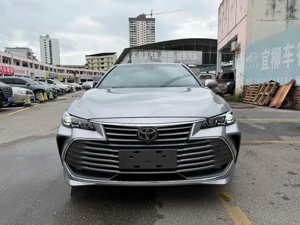 Toyota Avalon 2021 из CN, фото 2