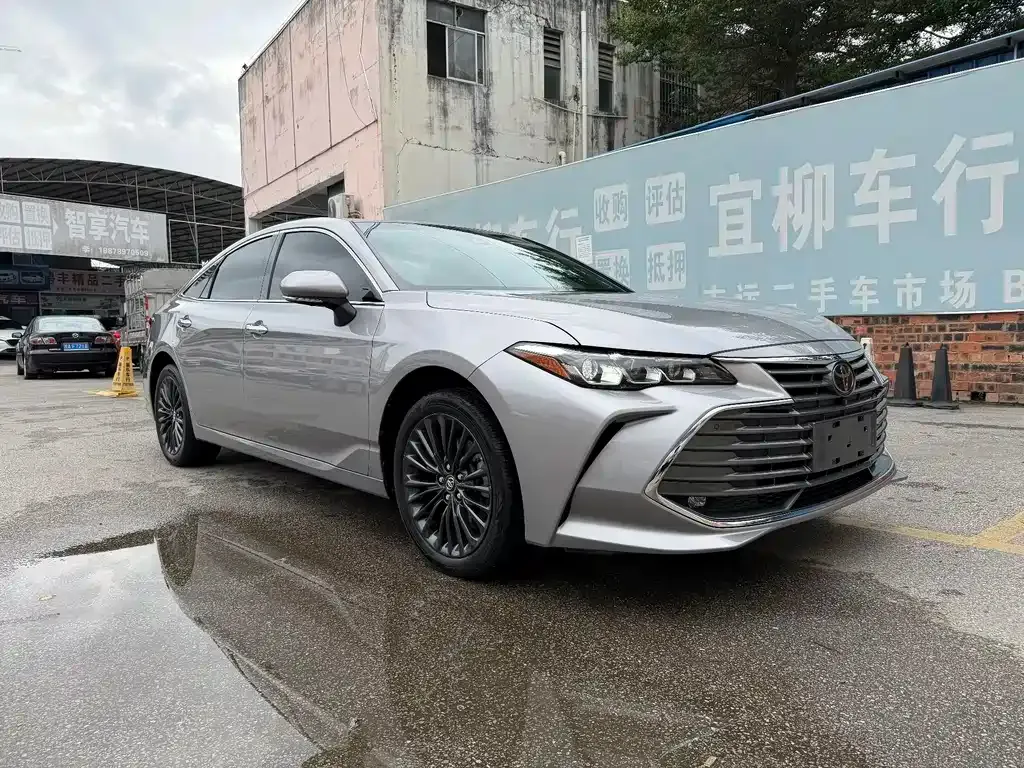 Toyota Avalon 2021 из CN, фото 9