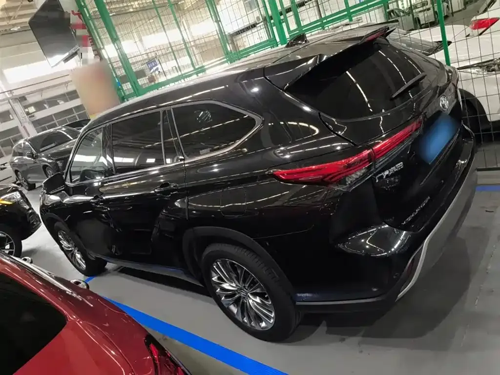 Toyota Highlander 2024 из CN, фото 5