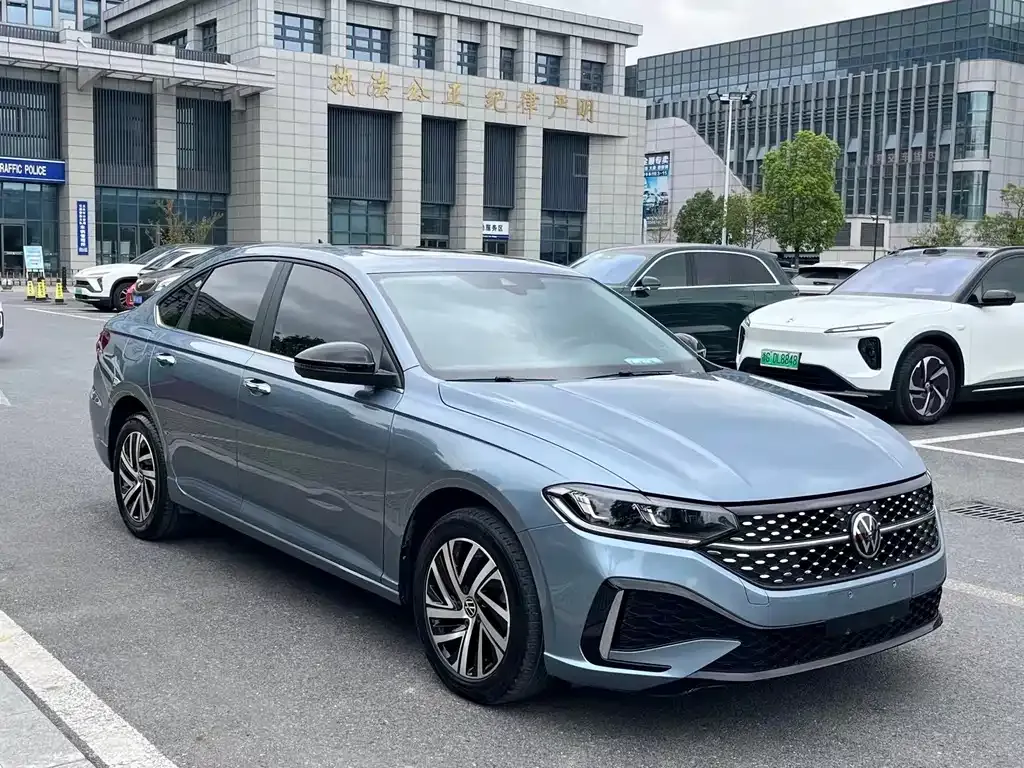 Volkswagen Lavida 2023 из CN, фото 3