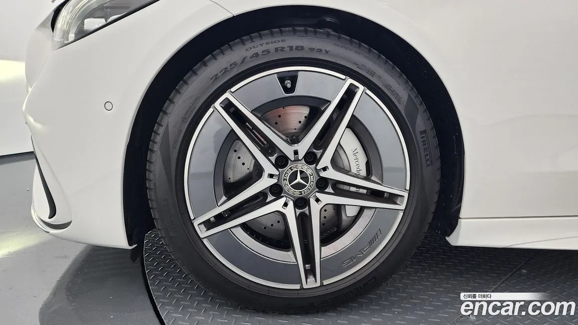 Mercedes-Benz C-Class 2025 из KR, фото 5