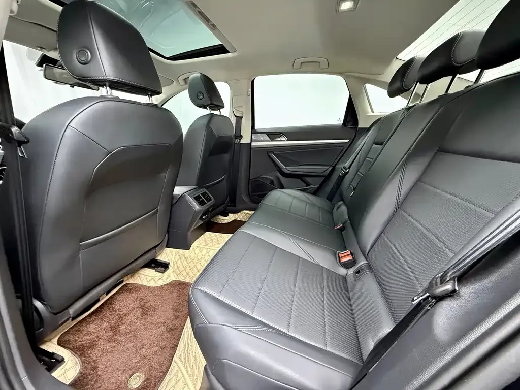 Volkswagen Lavida 2022 из CN, фото 7