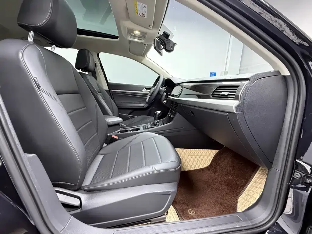 Volkswagen Lavida 2022 из CN, фото 9