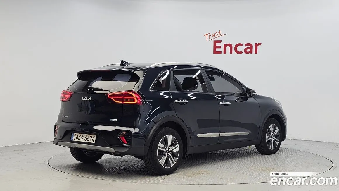 Kia Niro — фото 2