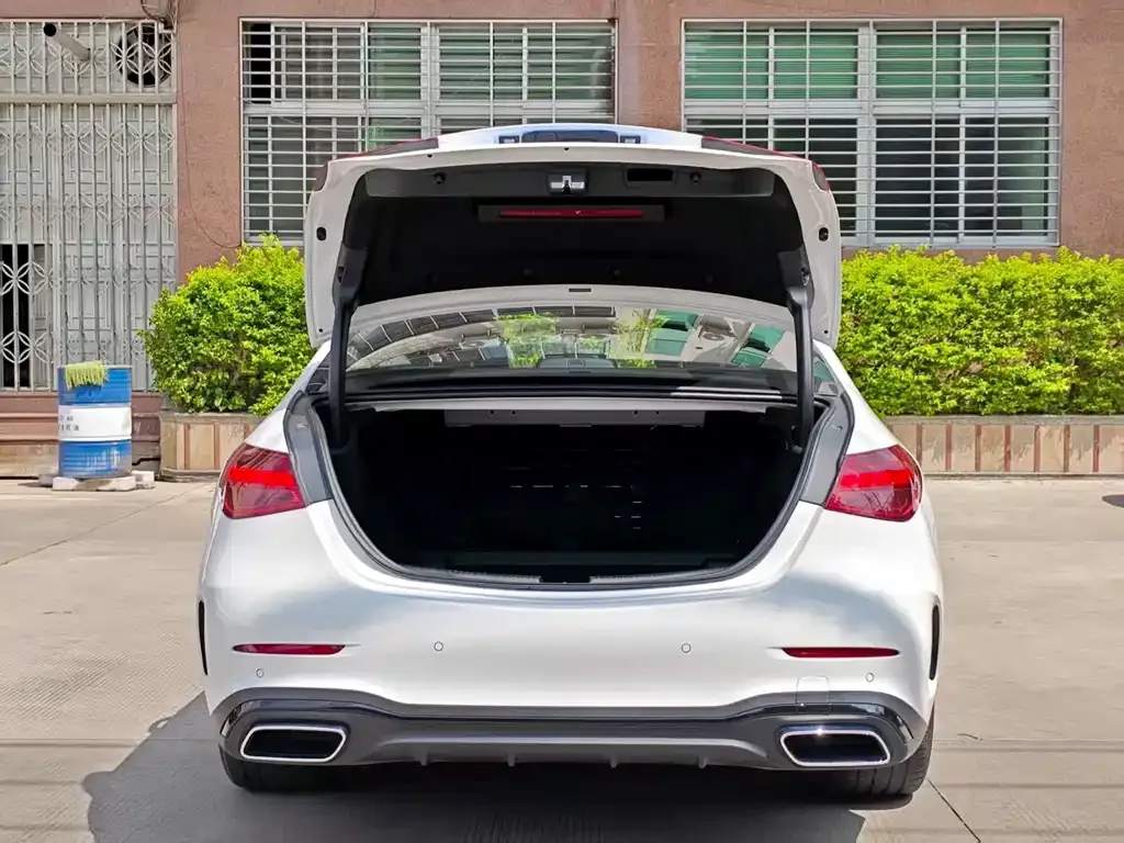 Mercedes-Benz C-Class 2024 из CN, фото 7