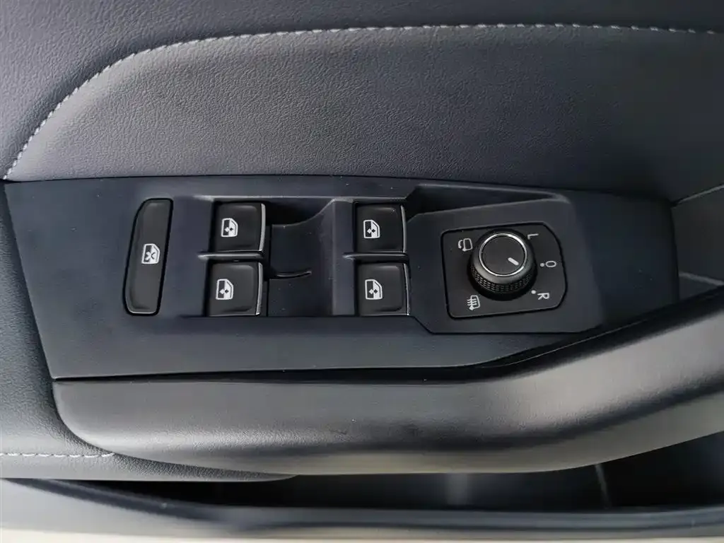 Volkswagen Tharu 2025 из CN, фото 9