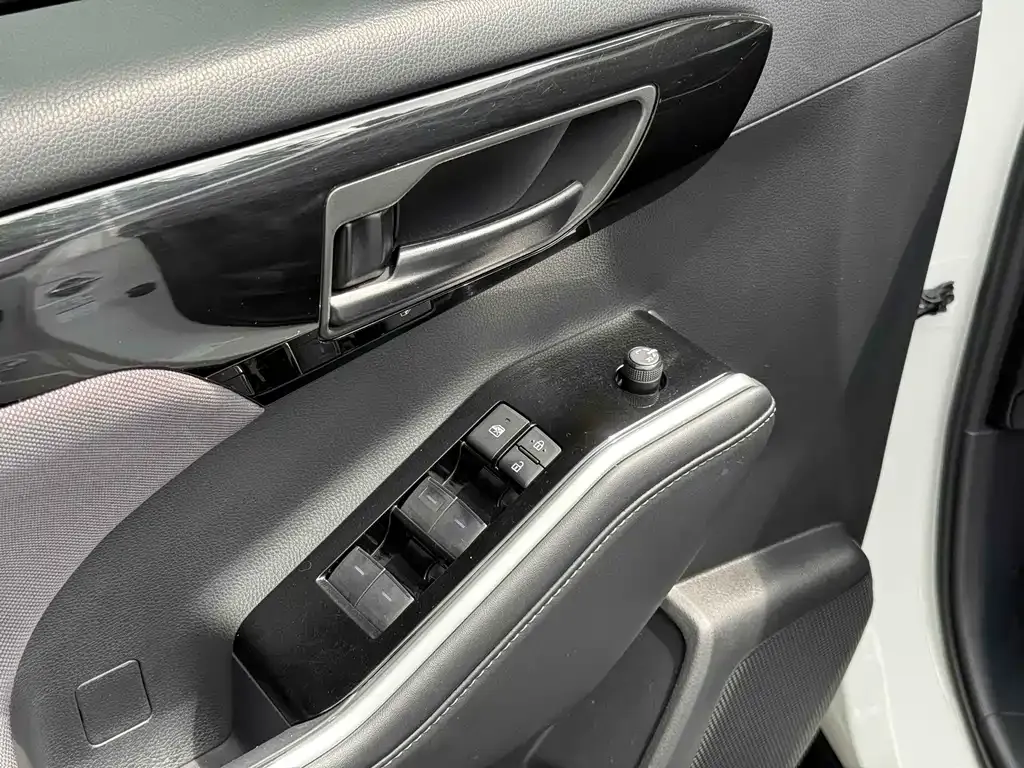 Toyota Highlander 2023 из CN, фото 10