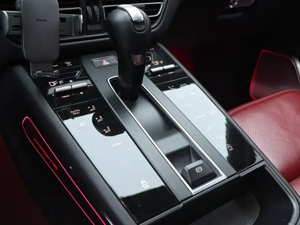 Porsche Macan 2022 из CN, фото 10