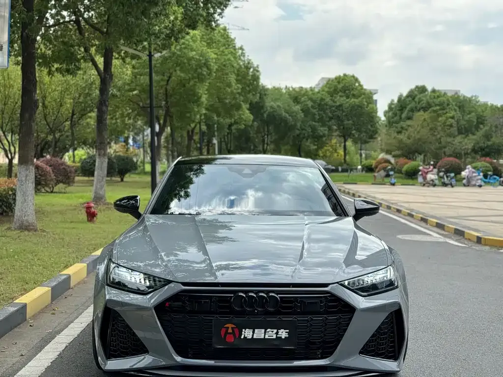 Audi RS 7 2021 из CN, фото 2