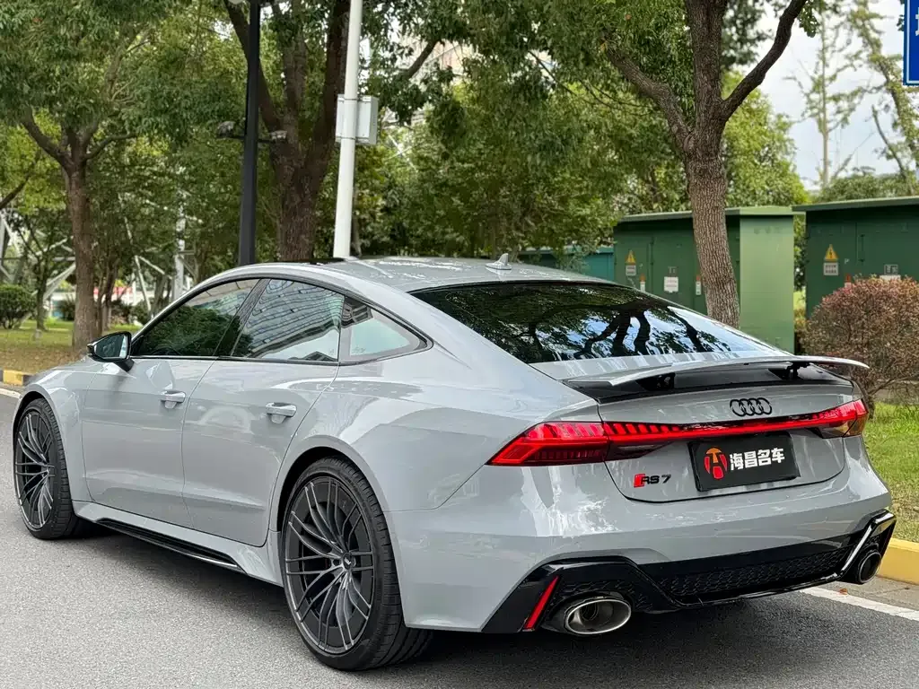Audi RS 7 2021 из CN, фото 4