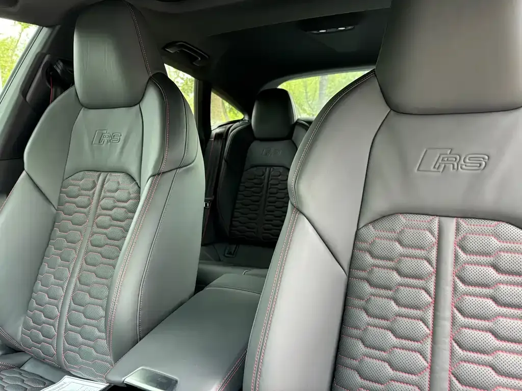 Audi RS 7 2021 из CN, фото 8