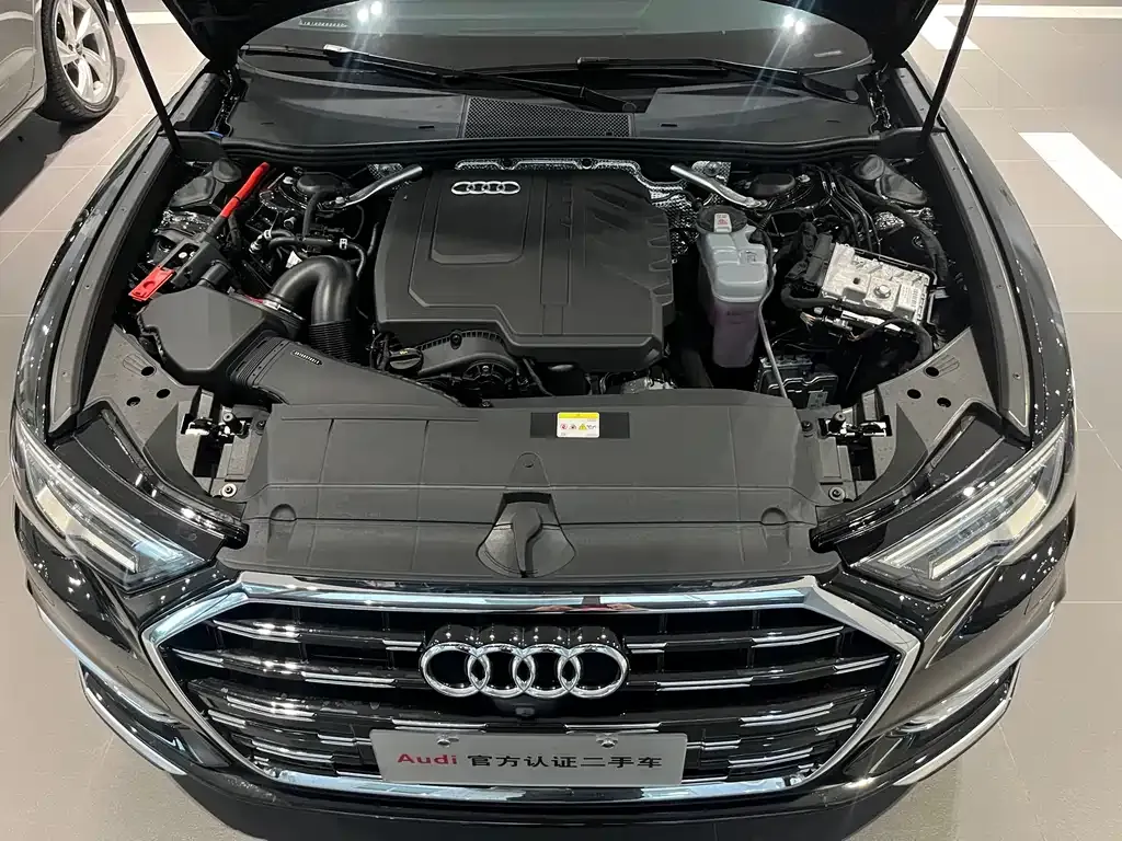Audi A6L — фото 10