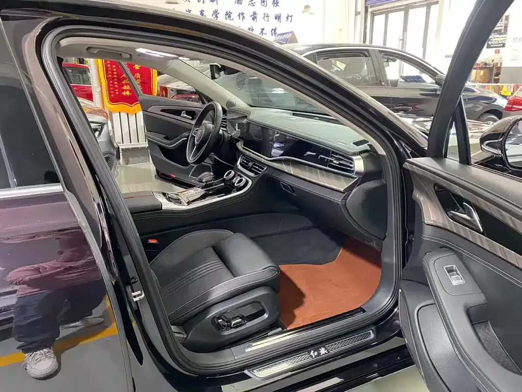 Hongqi H9 2021 из CN, фото 7