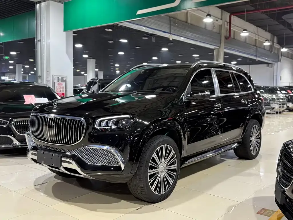 Mercedes-Benz GLS — фото 1