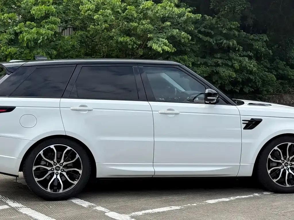 Land Rover Sport 2023 из CN, фото 3